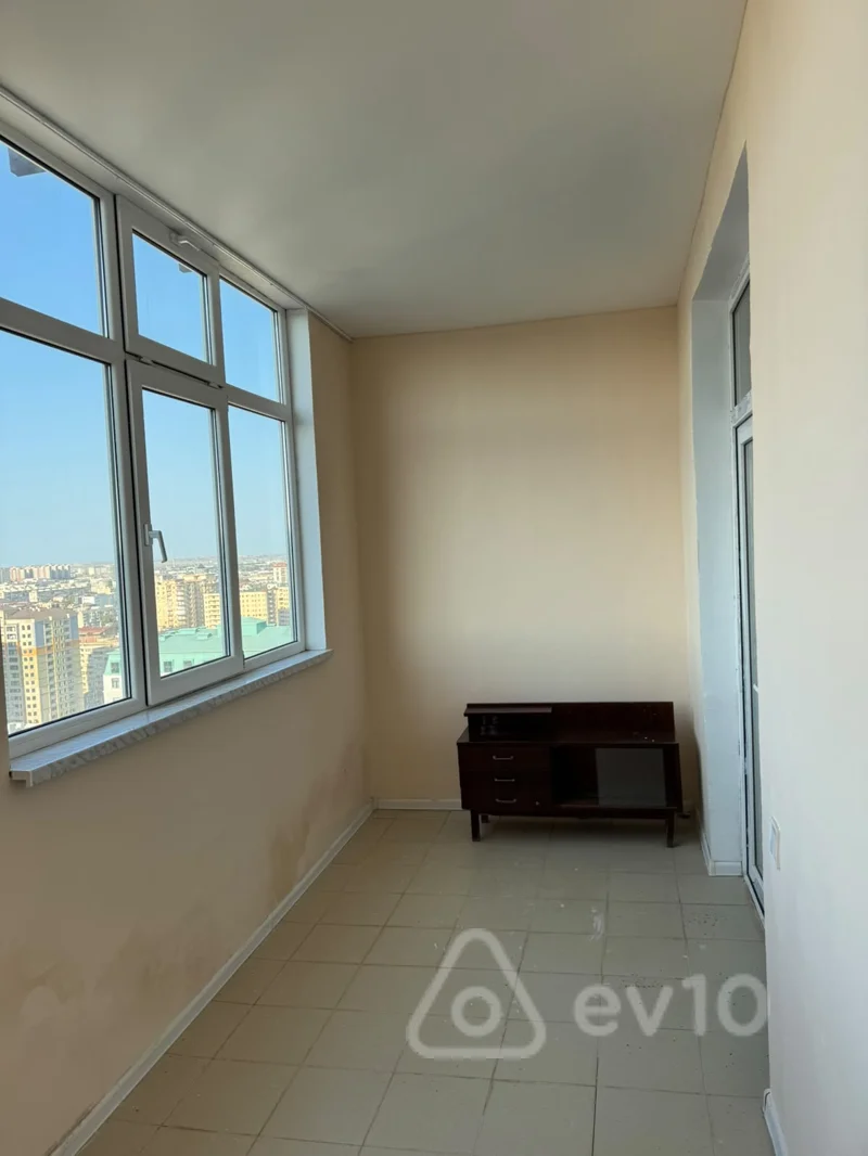 3 otaqlı mənzil, 120 m², Xan Şuşinskiy — kirayə — Mənzil, Bakı (10)