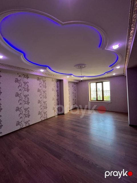 Satılır 4 otaqlı yeni tikili 170 m² — Bakı