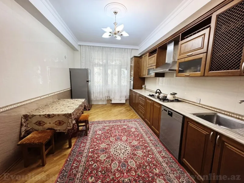 Satılır 4 otaqlı Mənzil Yeni tikili 145 m² Bakı, Yasamal r., 20 Yanvar m — Bakı