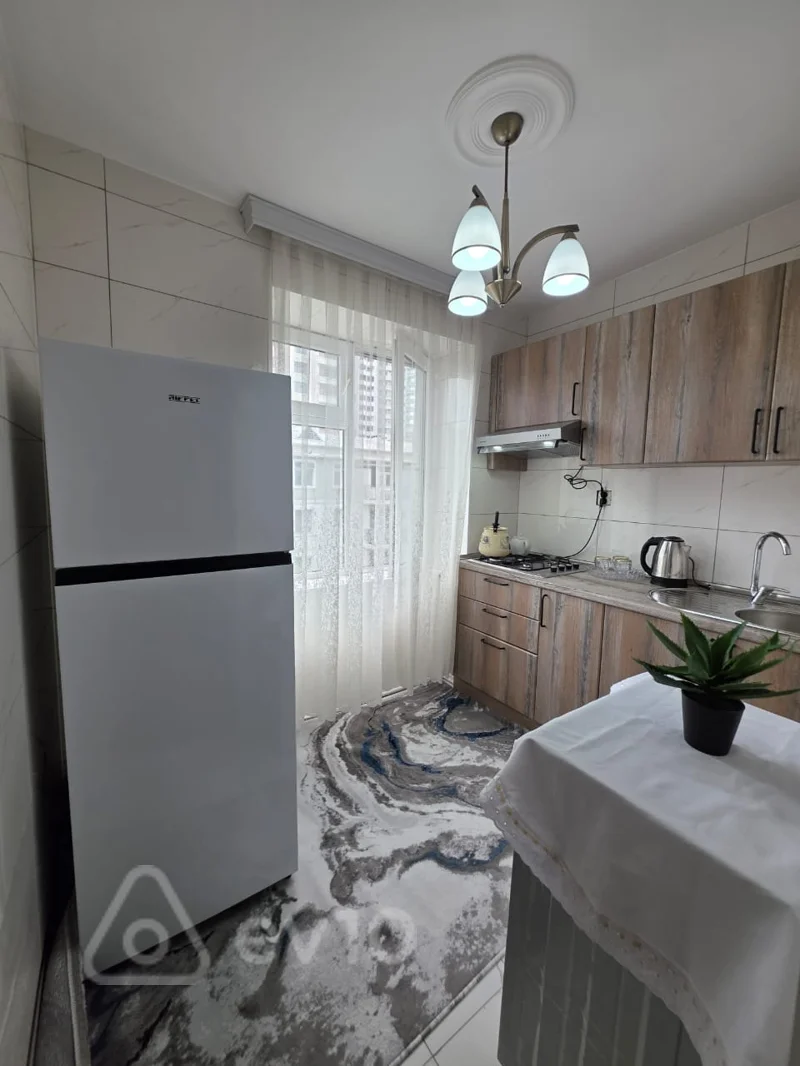 2 otaqlı mənzil, 50 m², Xaqani küç. — kirayə — Mənzil, Bakı (6)