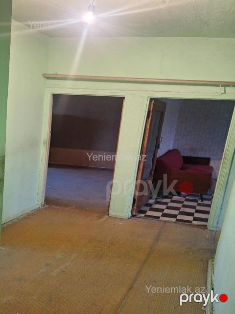 Satılır 4 otaqlı Bina evi menzil (Köhnə tikili), 110 m², Suraxanı rayonu — Bakı