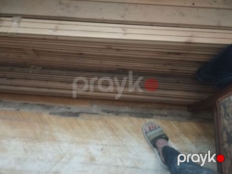 Satılır satisda 19 msnatdi mende 15 m verirem 300m 24 kvadratdi taxta — Gəncə