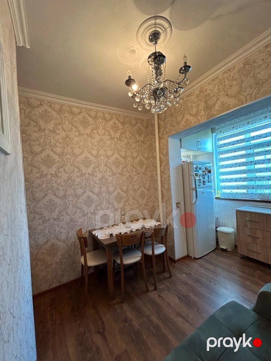 Satılır 1 otaqlı köhnə tikili 45 m² — Mənzil, Bakı (5)