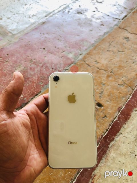 Apple iPhone XR White 128GB/3GB — Gəncə