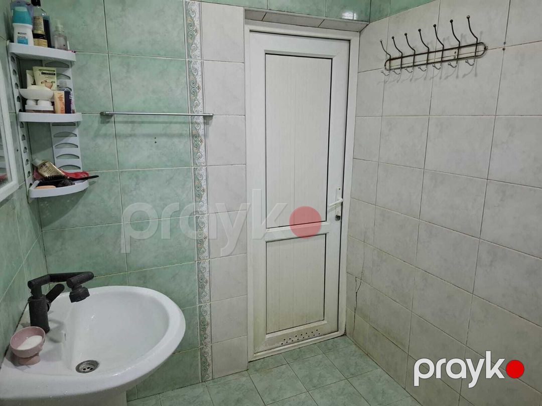 Satılır 3 otaqlı köhnə tikili 100 m² — Mənzil, Bakı (9)