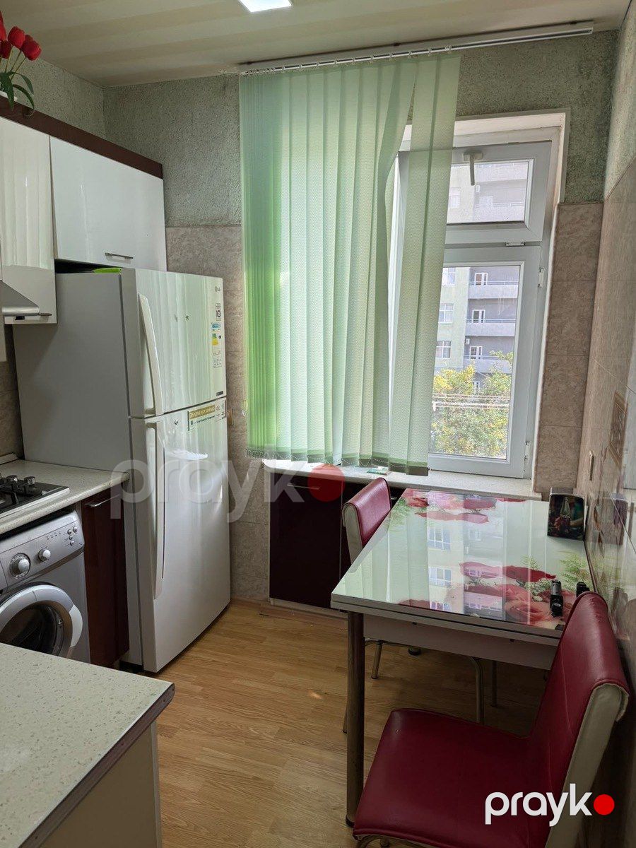 İcarəyə verilir 2 otaqlı köhnə tikili 68 m² — Mənzil, Bakı (2)