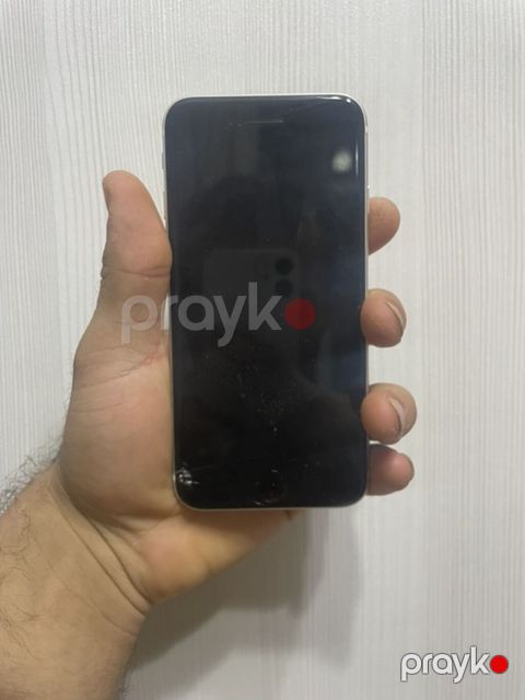 IPhone SE 2020, 64 GB, Ağ, Qırıq — Bakı