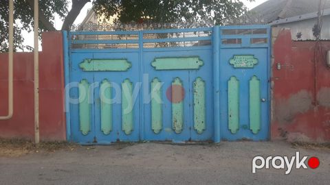 Metal darvaza dəsti - Material: qalın polad/metal sacdan hazırlanmış — İmişli