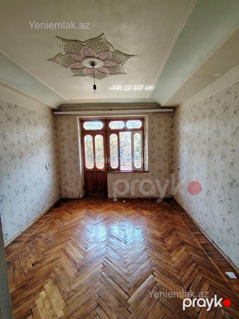 Satılır 2 otaqlı Bina evi menzil (Köhnə tikili), 48 m², 5-ci mikrorayon — Sumqayıt