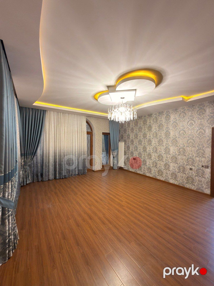 Satılır 5 otaqlı həyət evi/bağ evi 350 m² — Ev, villa, Bakı (11)