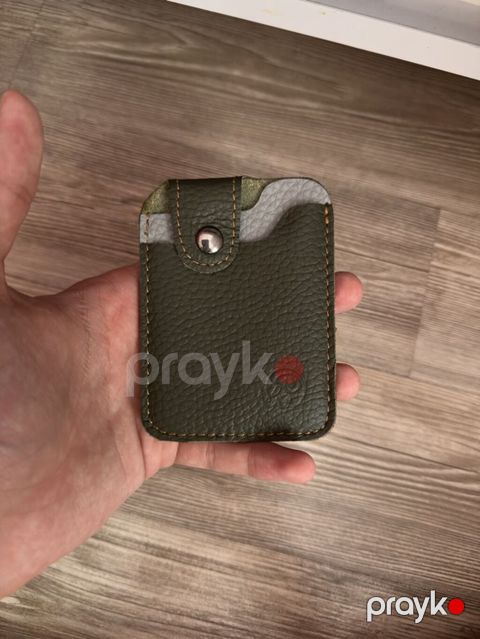 Minimalistika üslubda kartlıq/cüzdan - Material: teksturalı, yumşaq — Bakı