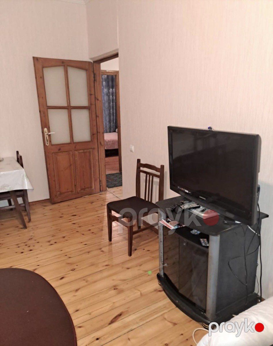 Satılır 2 otaqlı köhnə tikili 65 m² — Mənzil, Bakı (9)