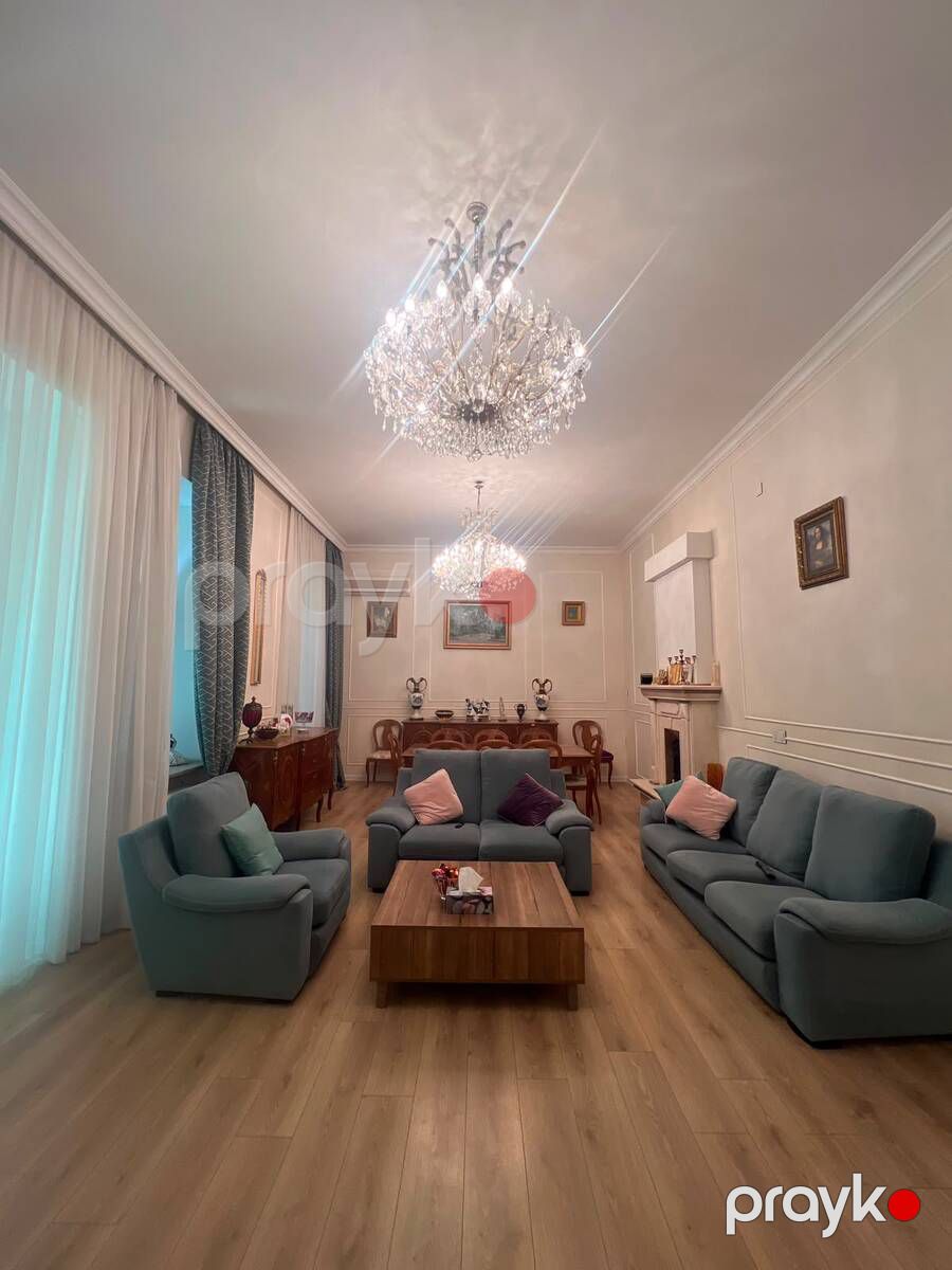 Satılır 4 otaqlı köhnə tikili 135 m² — Mənzil, Bakı (9)