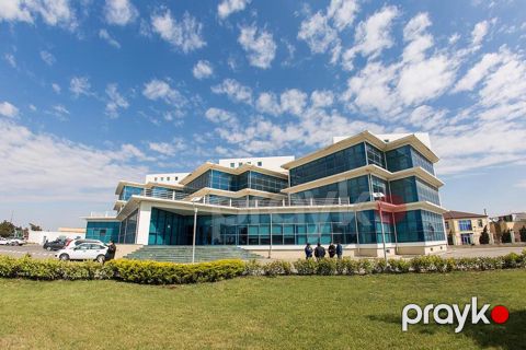 İcarəyə verilir 17 otaqlı ofis 1000 m² — Bakı