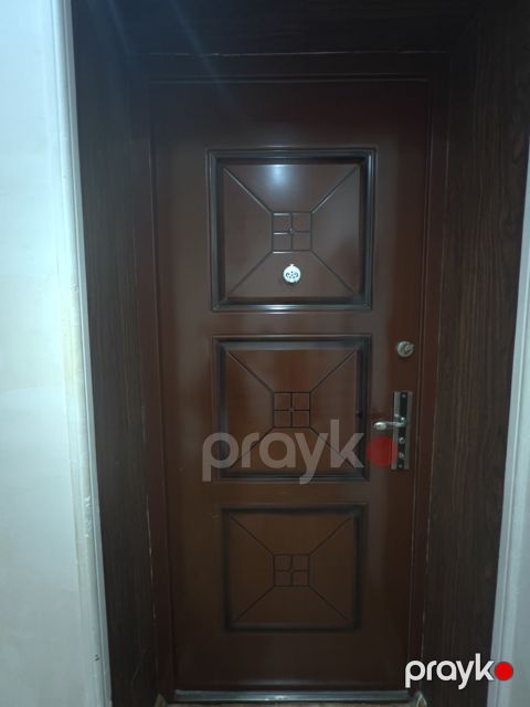 Qapı — Bakı