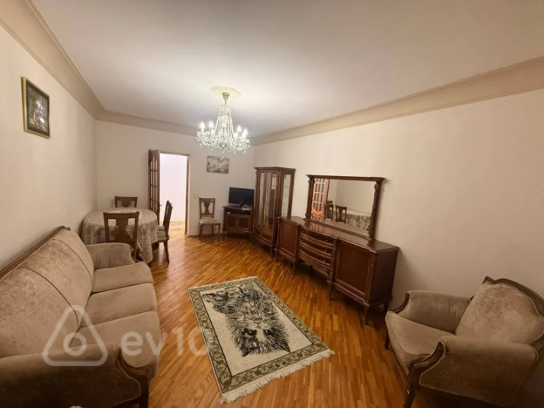 3 otaqlı mənzil, 90 m², Faiq Yusifov küç — kirayə — Bakı