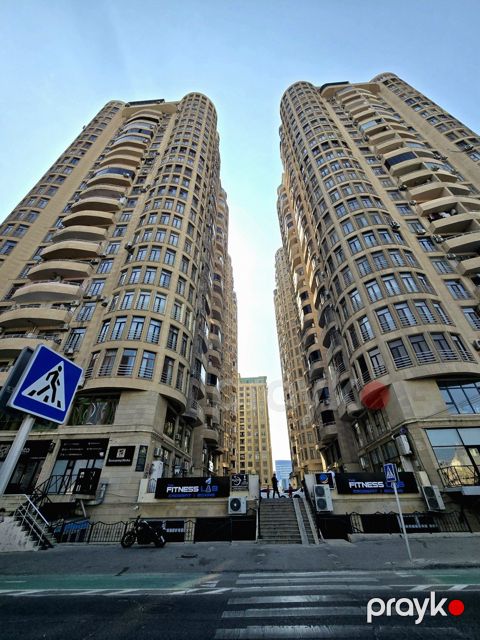 Satılır 3 otaqlı yeni tikili 151 m² — Bakı
