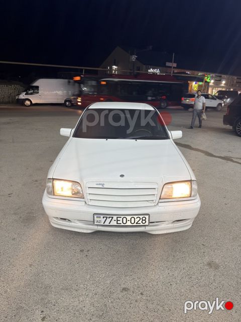 Mercedes C 200, 2.0 L, 1999 il, 427 000 km — Bakı