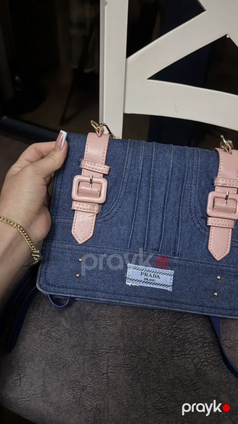 Orginal Prada çiyin çantası 1200€ alınıb endirim olunacaq - Material — Bakı