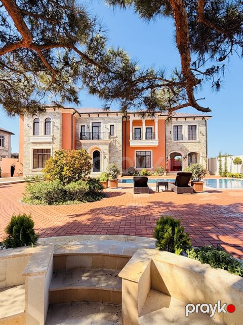 Satılır 6 otaqlı həyət evi/bağ evi 500 m² — Bakı