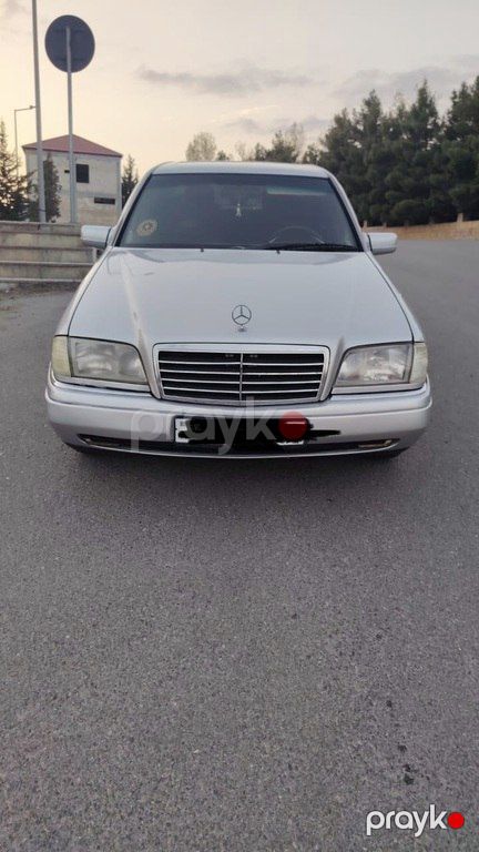 Mercedes C 200, 2.0 L, 1995 il, 325 796 km — Şamaxı