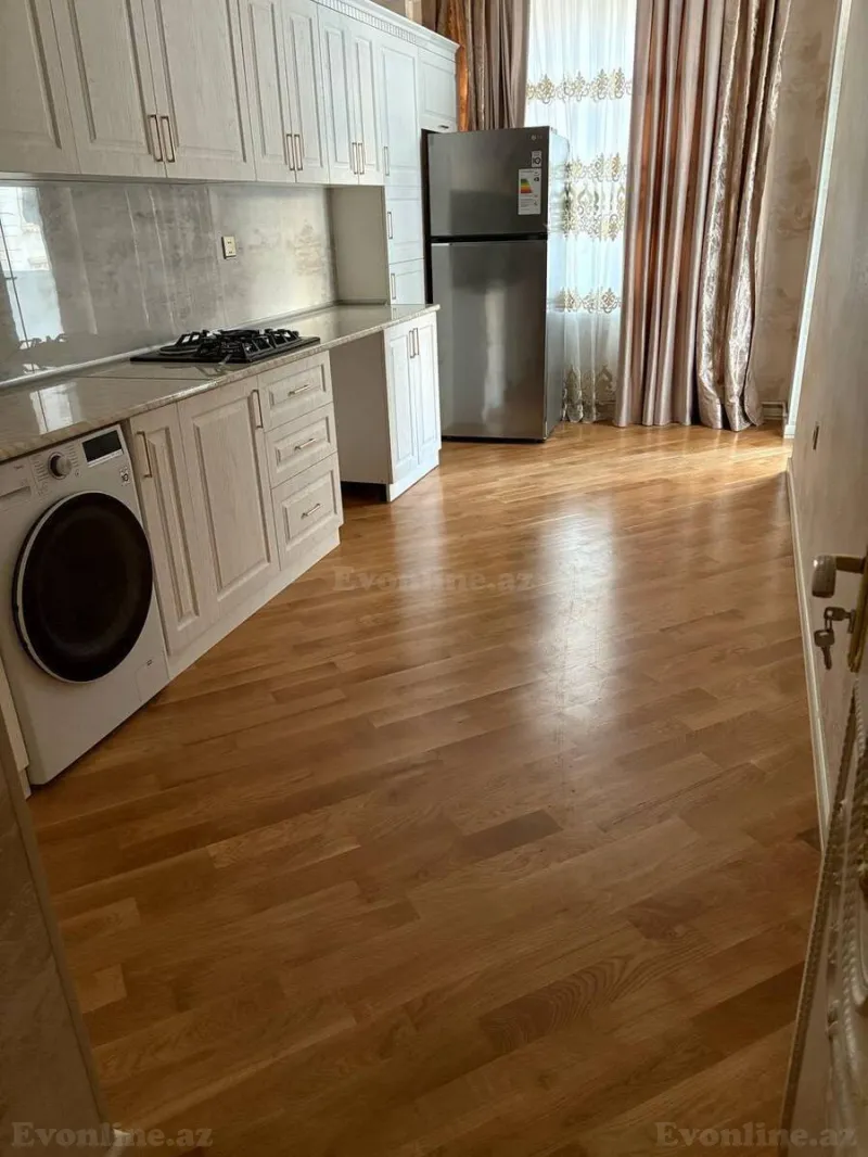 Kirayə verilir 3 otaqlı Mənzil Yeni tikili 120 m² Bakı, Yasamal r., İnşaatçılar m — Mənzil, Bakı (4)