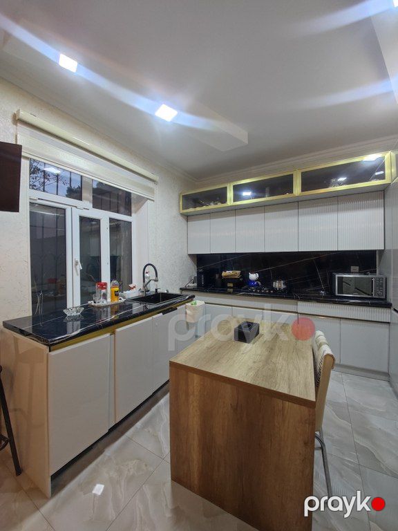 Satılır 7 otaqlı həyət evi/bağ evi 250 m² — Ev, villa, Bakı (12)