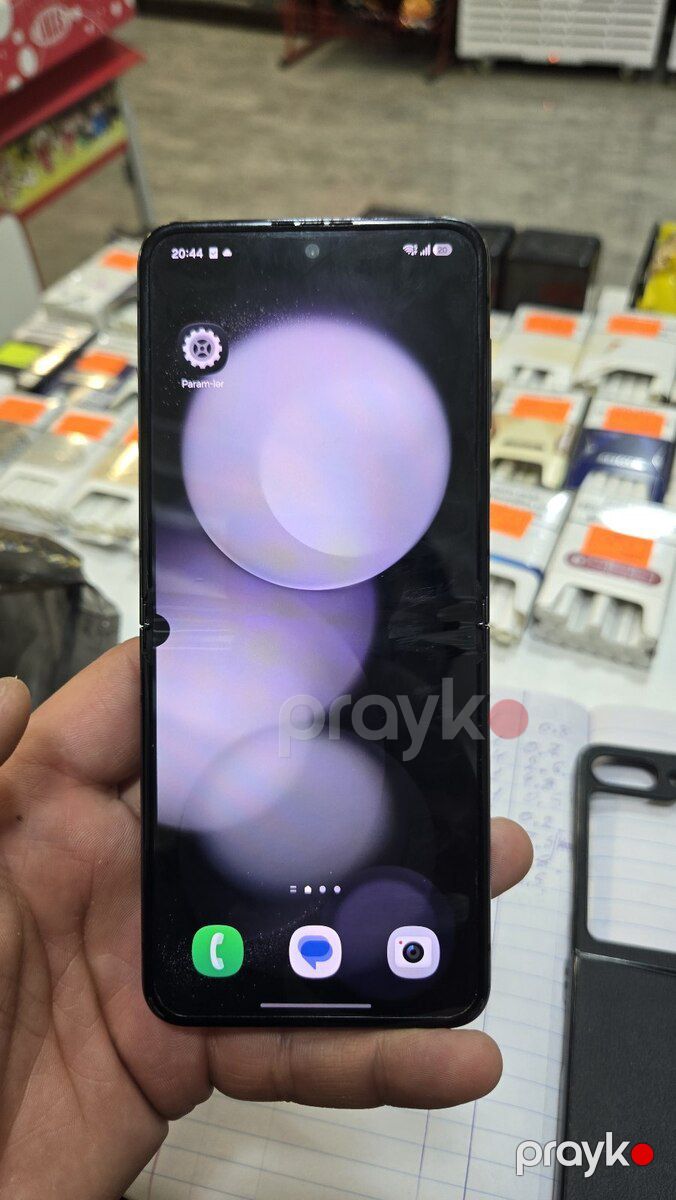 Samsung Galaxy Z Flip 5 Gray 256GB/8GB — Smartfonlar, Bakı (4)