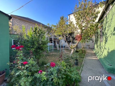 Satılır 4 otaqlı həyət evi/bağ evi 150 m² — Bakı