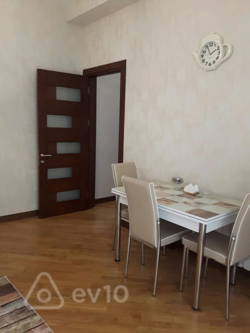 3 otaqlı mənzil, 110 m², Mərdanov Qardaşları küçəsi — kirayə — Mənzil, Bakı (4)