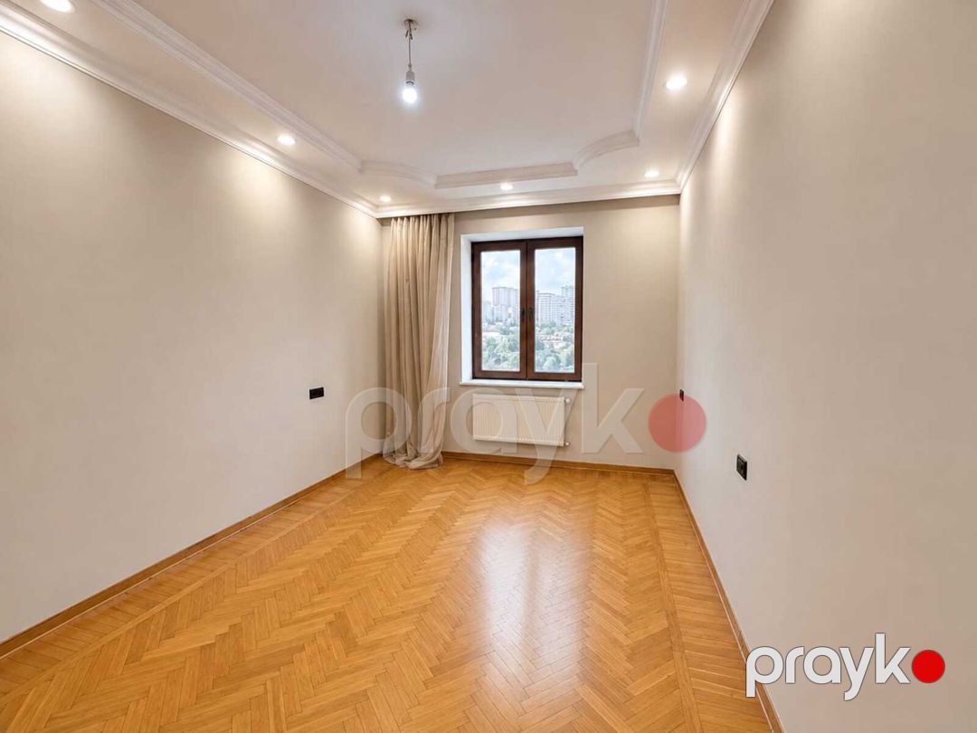 Satılır 4 otaqlı köhnə tikili 100 m² — Mənzil, Bakı (10)