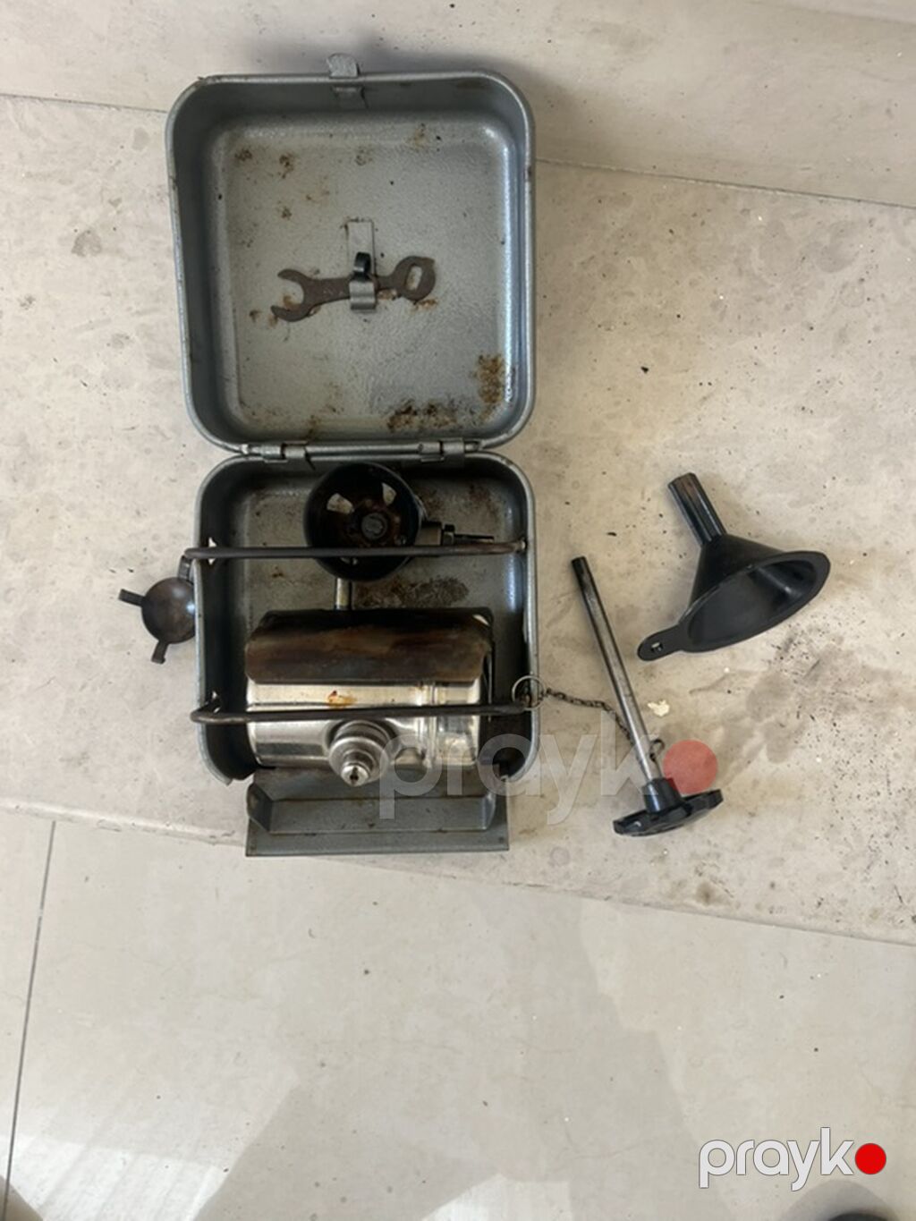 Metal qutuda portativ benzinli/kerozinli düşərgə ocağı (soba) — Kaminlər, Masazır (2)