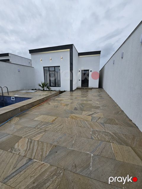 Satılır 3 otaqlı həyət evi/bağ evi 90 m² — Bakı