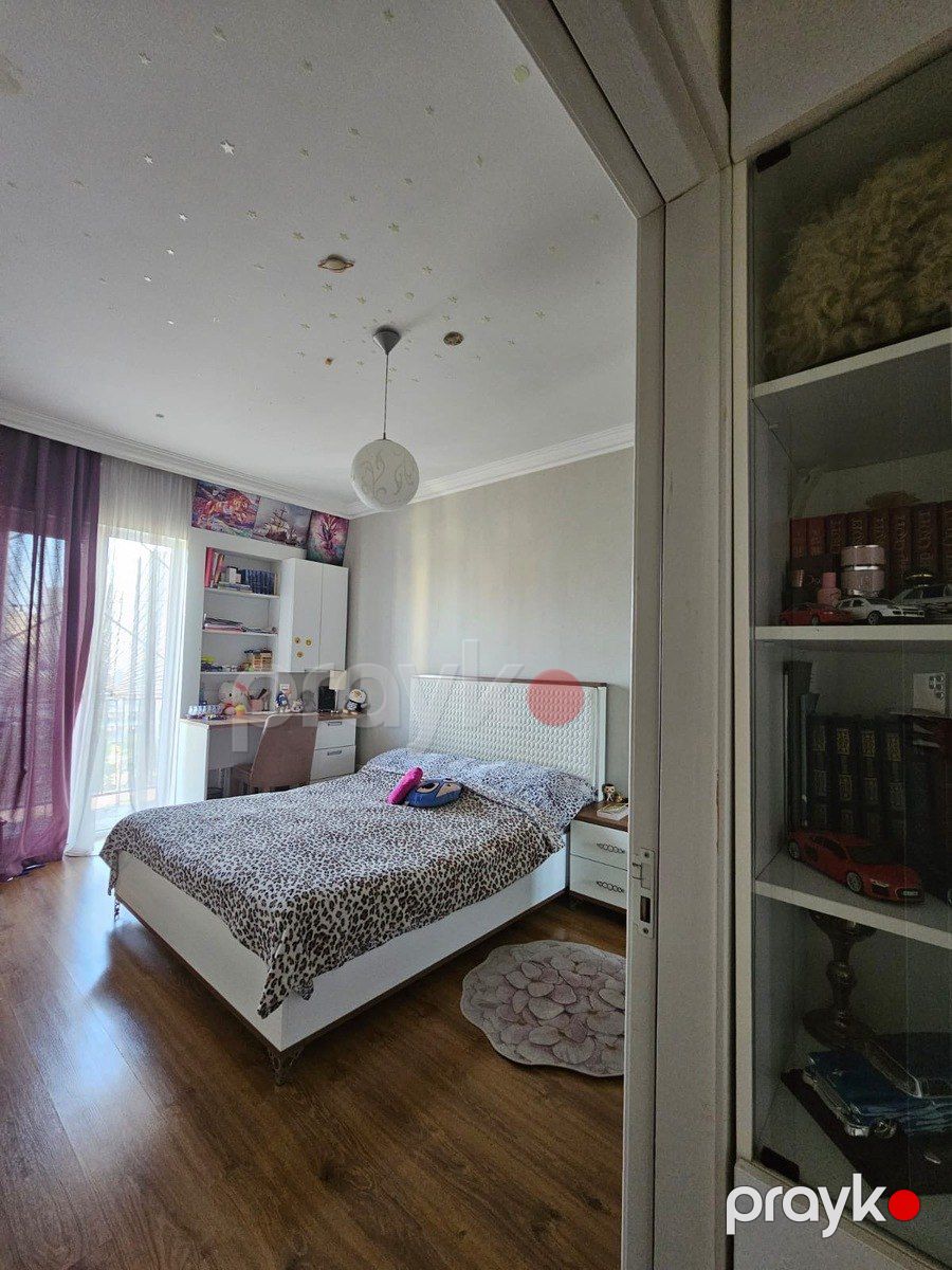 Satılır 4 otaqlı köhnə tikili 110 m² — Mənzil, Bakı (10)