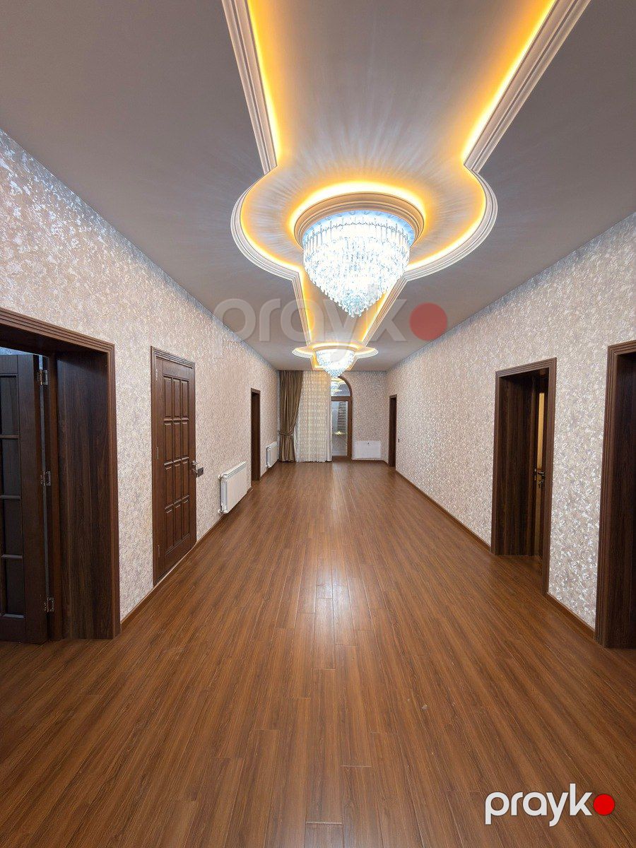 Satılır 5 otaqlı həyət evi/bağ evi 350 m² — Ev, villa, Bakı (12)