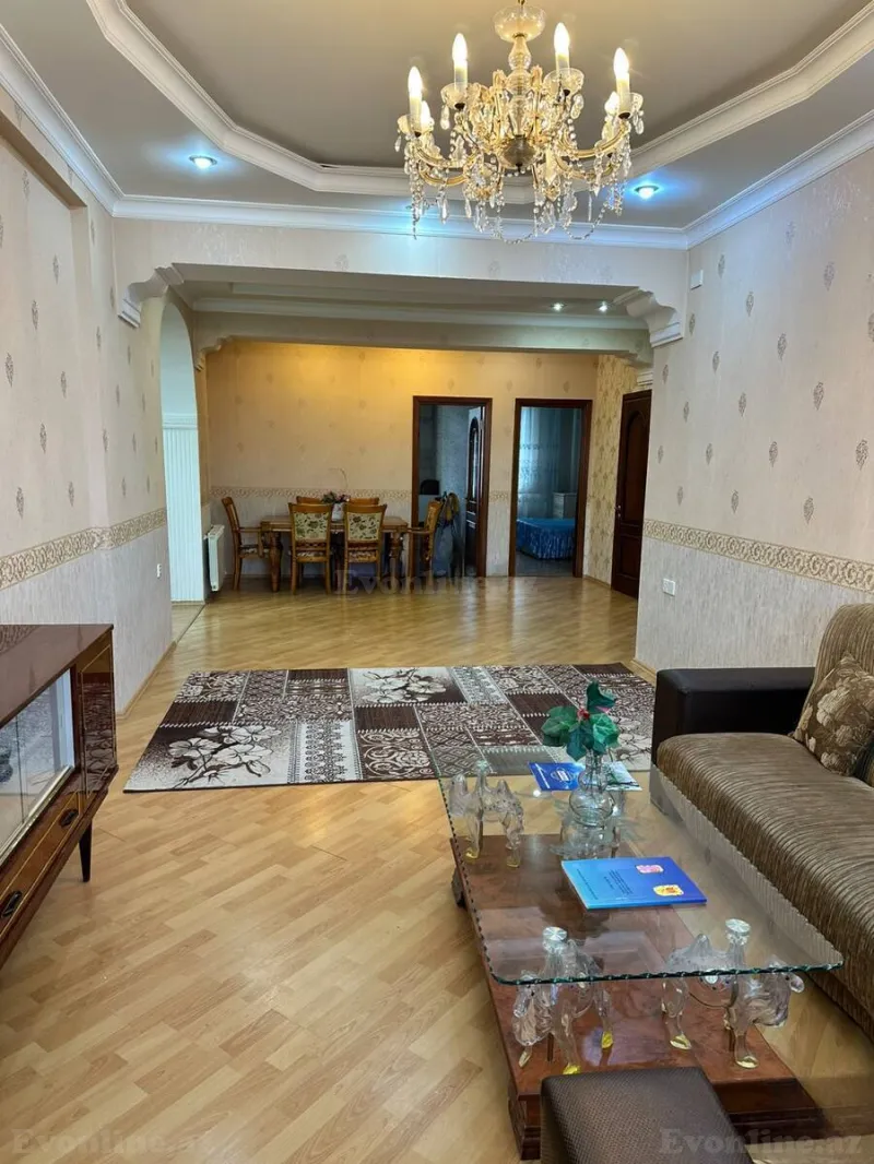 Kirayə verilir 3 otaqlı Mənzil Yeni tikili 126 m² Bakı, Nəsimi r — Bakı