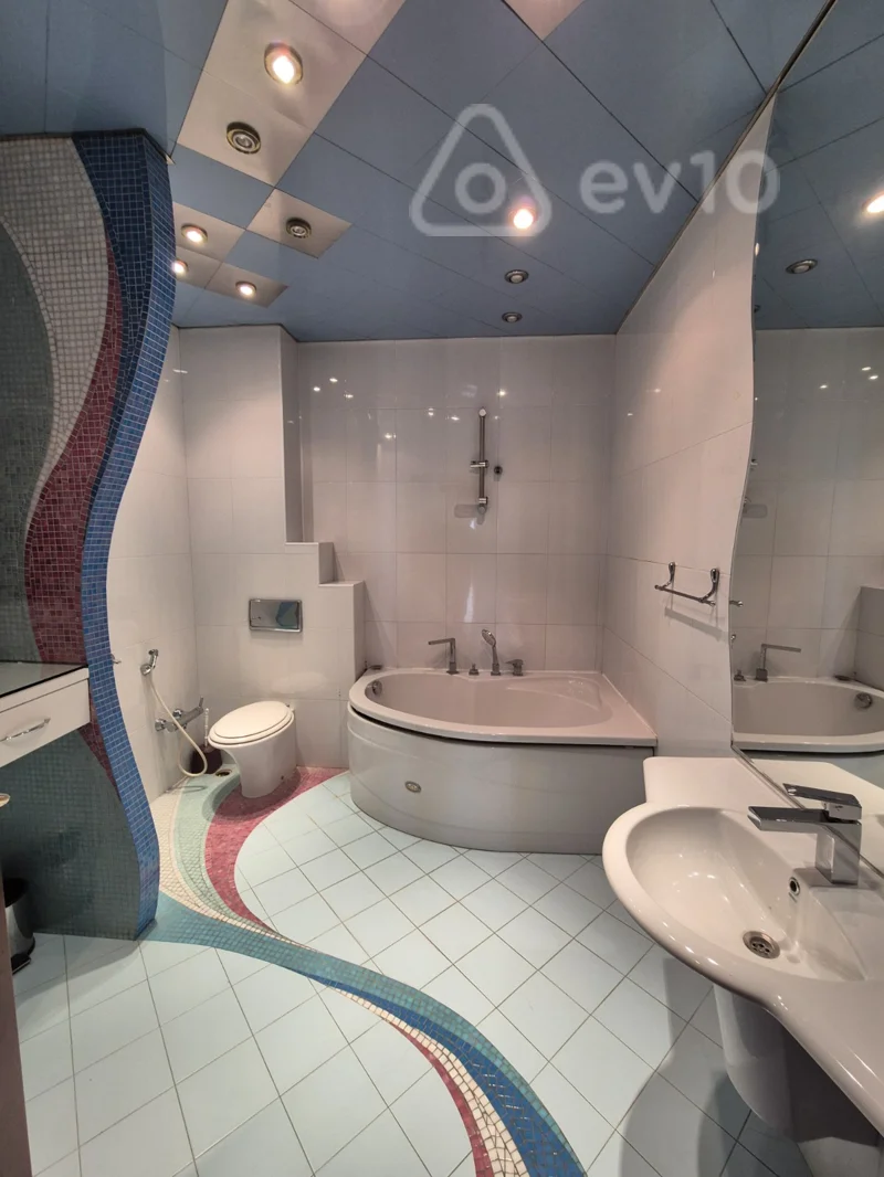 5 otaqlı mənzil, 340 m², Həsən Abdullayev küç — kirayə — Mənzil, Bakı (5)