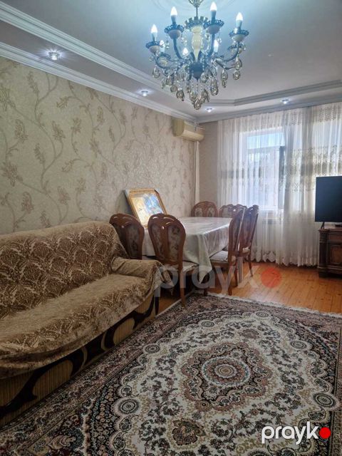 Satılır 3 otaqlı köhnə tikili 77 m² — Bakı