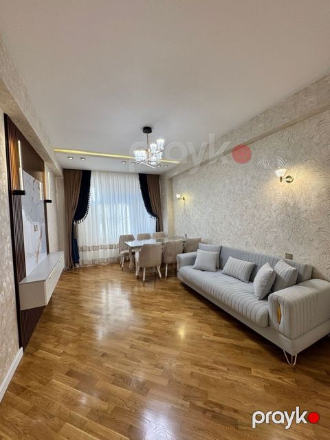 Satılır 2 otaqlı yeni tikili 90 m² — Bakı