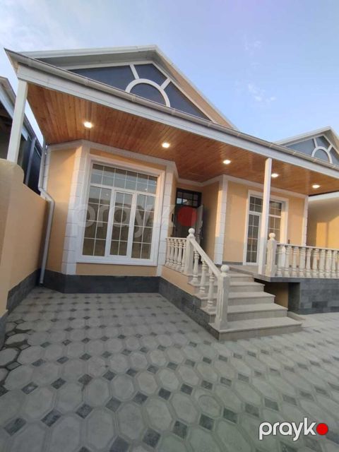 Satılır 4 otaqlı həyət evi/bağ evi 100 m² — Bakı
