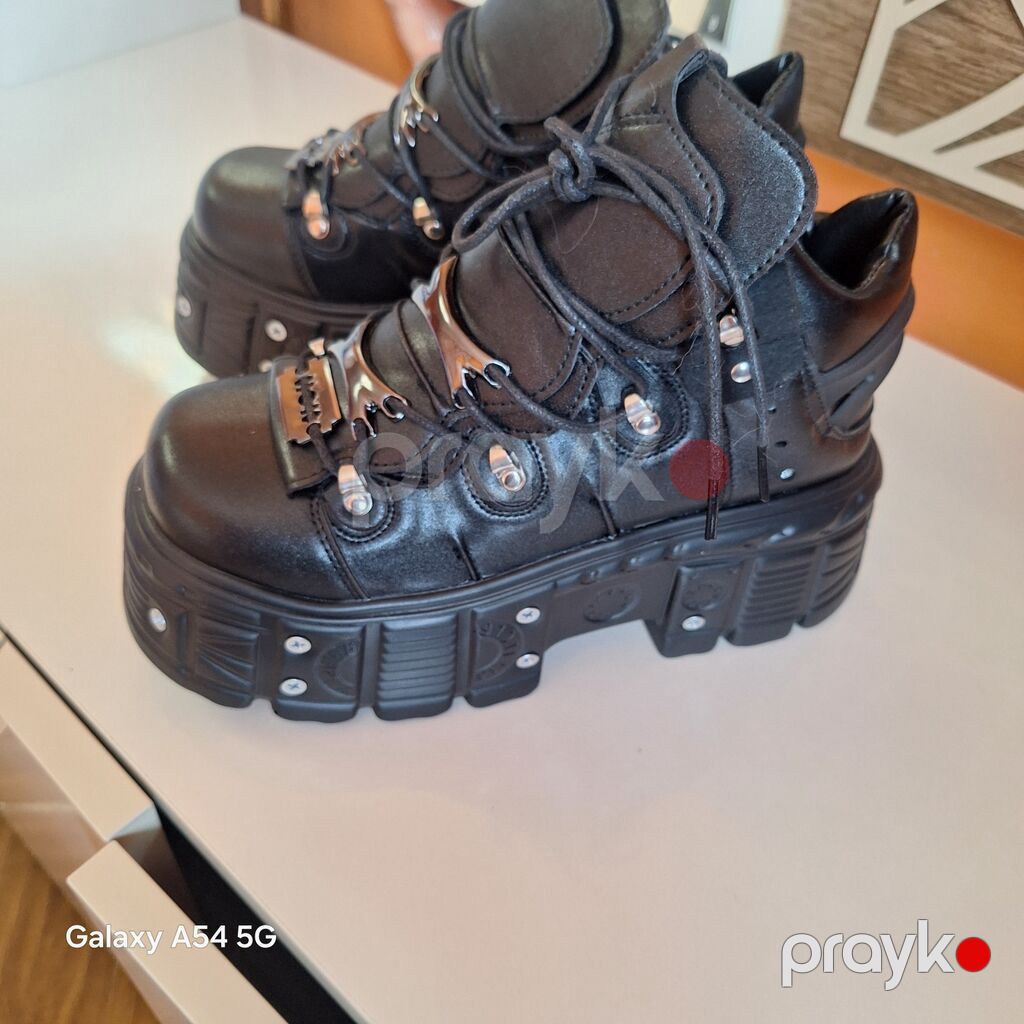 Newroker Qara platformalı unisex ayaqqabı/boots - Stil — Botinka, Bakı (2)