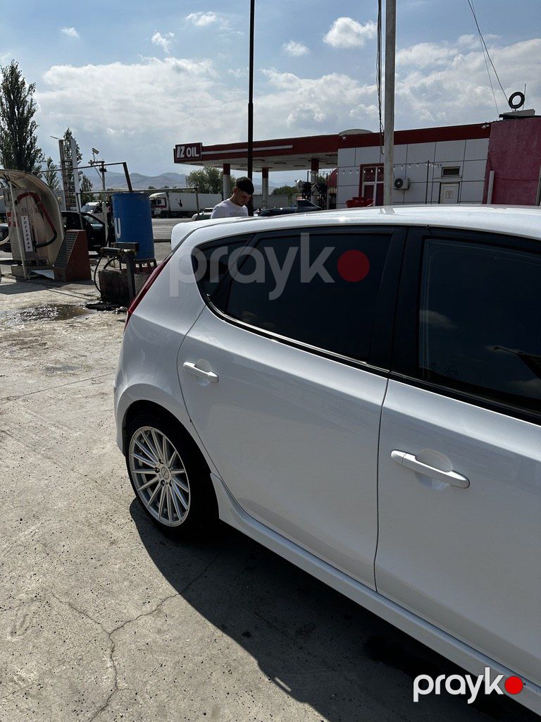 Hyundai i30, 1.6 L, 2011 il, 290 000 km — Avtomobillər, Ağstafa (4)