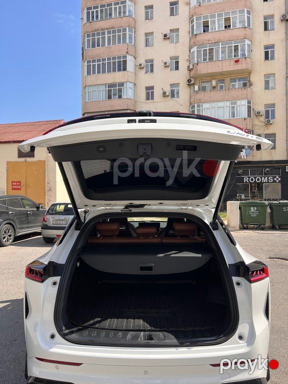 Changan Uni-Z, 1.5 L, 18.4 kWh, 2024 il, 18 000 km — Avtomobillər, Bakı (11)