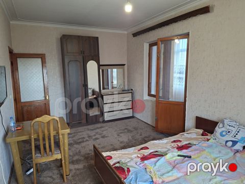 Satılır 2 otaqlı köhnə tikili 45 m² — Bakı