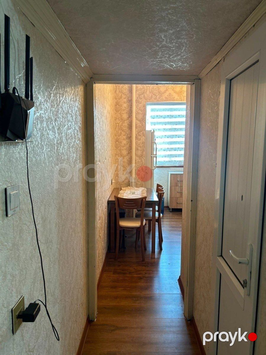 Satılır 1 otaqlı köhnə tikili 45 m² — Mənzil, Bakı (7)