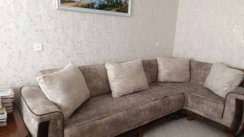 Kunc divan 350azn Açılır. bazalıdır. enli divandır. baha — Sara — Диваны