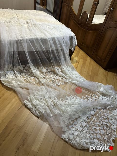 Uzun tül gəlin duvağı - Rəng: süd ağ/ivori - Material: yüngül, şəffaf
