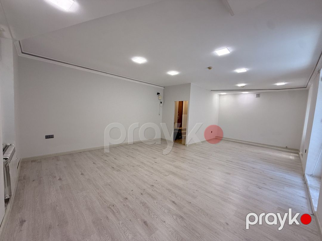 Satılır obyekt 45 m² — Əmlak, Bakı (5)
