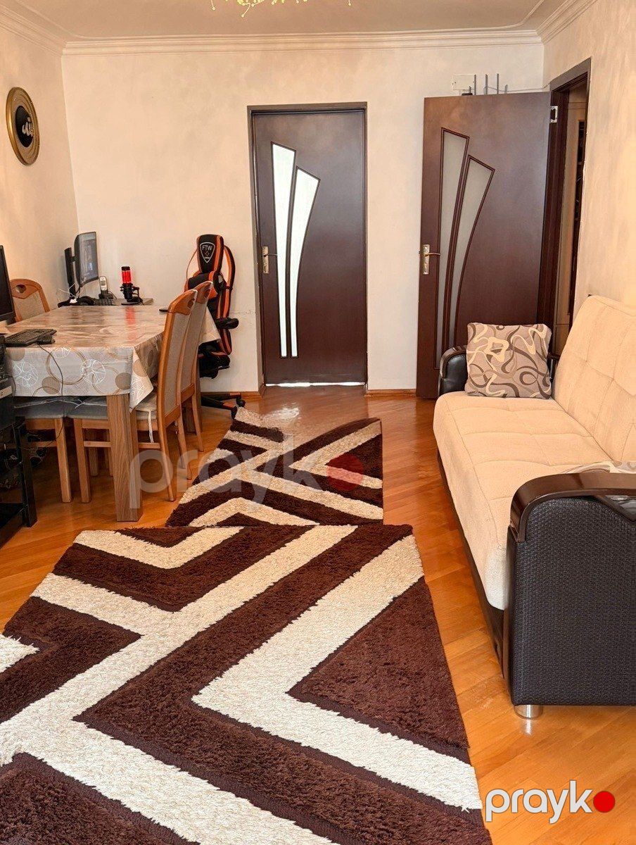 Satılır 2 otaqlı köhnə tikili 60 m² — Mənzil, Bakı (2)
