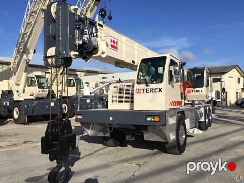 Avtokran icaresi Terex avtomobil kranı – yolüstü (truck crane) tipli — Bakı